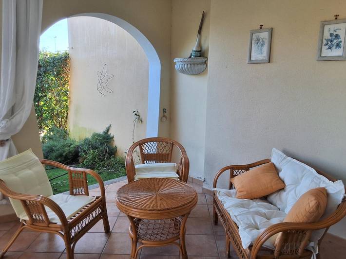 Casa vacanze "Il Giardino di Viola" con giardino, terrazza e aria condizionata in Porto Ottiolu, Budoni