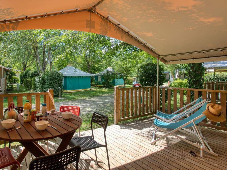 Camping Lac de Groléjac - Tente en toile et en bois 5 personnes - Lodge Canada sans sanitaires 20 m² in Groléjac, Périgord Noir