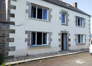 Gîte pour 8 personnes, avec jardin à Plouégat-Moysan