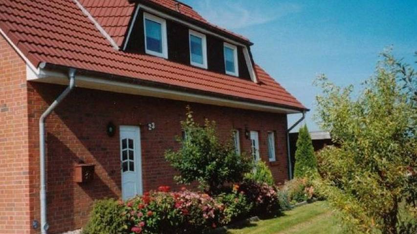 Ferienwohnung für 2 Personen, mit Balkon, kinderfreundlich in Lichtenhagen