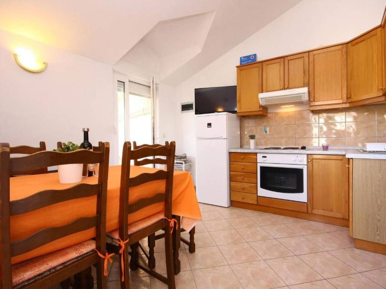 Geheel appartement, Zdravko 3 für 5 Personen in Rogoznica, Šibenik-Knin