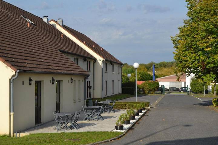Hôtel pour 2 personnes, avec vue et jardin à Creil - 4