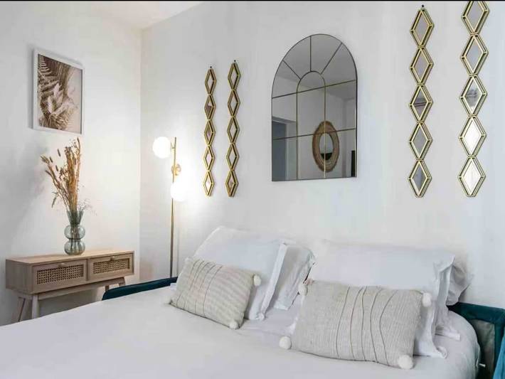Apartamento entero, Encantador apartamento de 1 dormitorio/4 plazas en Montreuil, cerca de París. in Montreuil, Sena-Saint Denis