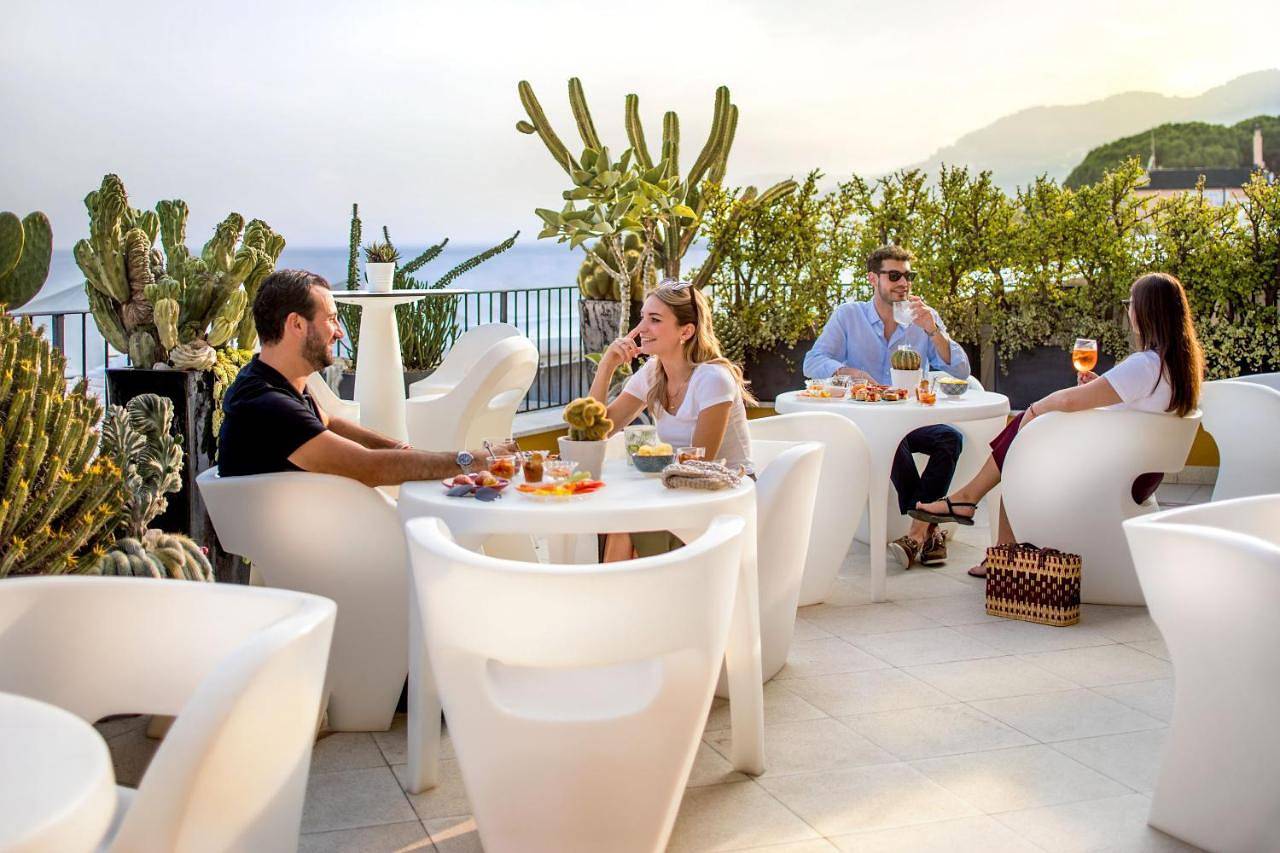 Hotel Albatros Varigotti in Selva (Savone), Commune de Finale Ligure