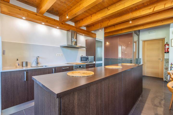 Chalet para 10 personas, con vistas al lago y jardín en Pirineo Catalan - 3