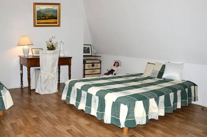 Location de vacances pour 6 personnes, avec terrasse et jardin à Sainte-Alvère - 4