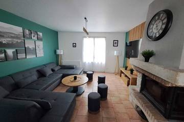 Location de vacances pour 13 personnes, avec jardin à Saint-Père-sur-Loire