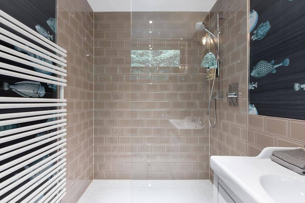 Ganze Wohnung, See-Apartment in Possenhofen, Pöcking