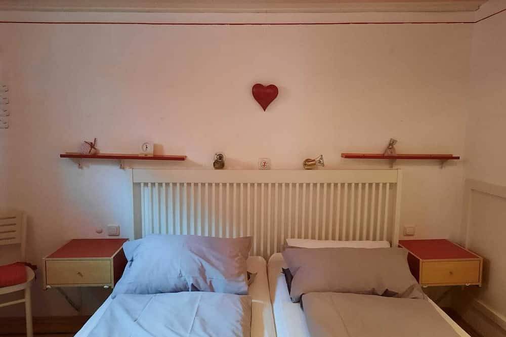 Denkmalgeschützes Ferienhäuschen mit individuellem Flair in Pilsum, Krummhörn