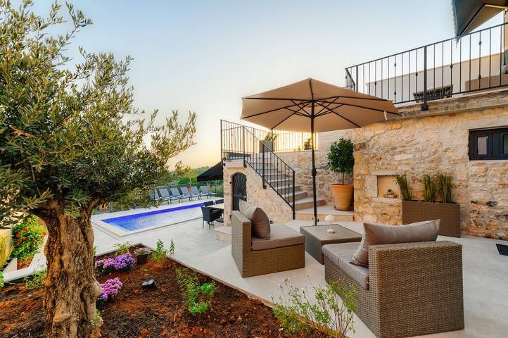 Villa für 6 Personen, mit Terrasse und Garten in Porec und Umgebung - 3