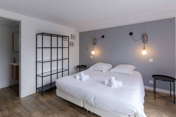 Gîte pour 8 personnes, avec jardin à Lampaul-Ploudalmézeau - 3