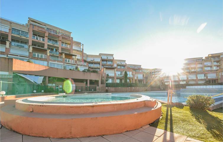 Ferienwohnung für 6 Personen, mit Terrasse in Théoule-sur-Mer - 4