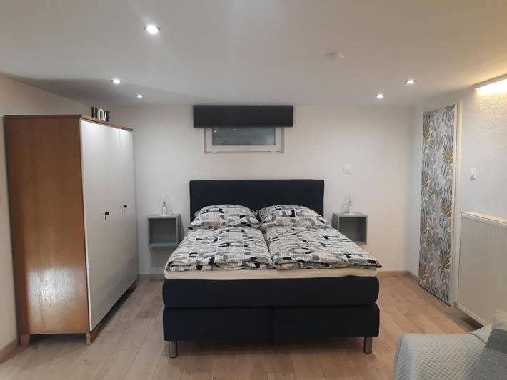Gîte pour 3 personnes, avec Terrasse ainsi que Jardin et Piscine à Andolsheim