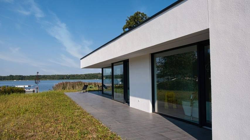 Ferienhaus für 4 Personen, mit Sauna und Terrasse sowie Garten in Storkow