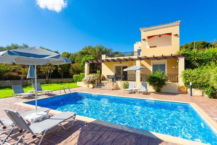Villa for 6 people, with ocean view and garden in Rethymnon