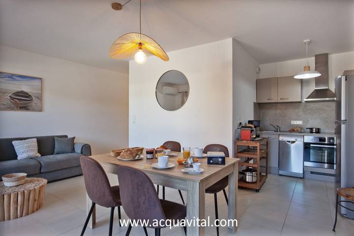 Gîte pour 4 personnes, avec balcon, adapté aux familles à Calvi - 4