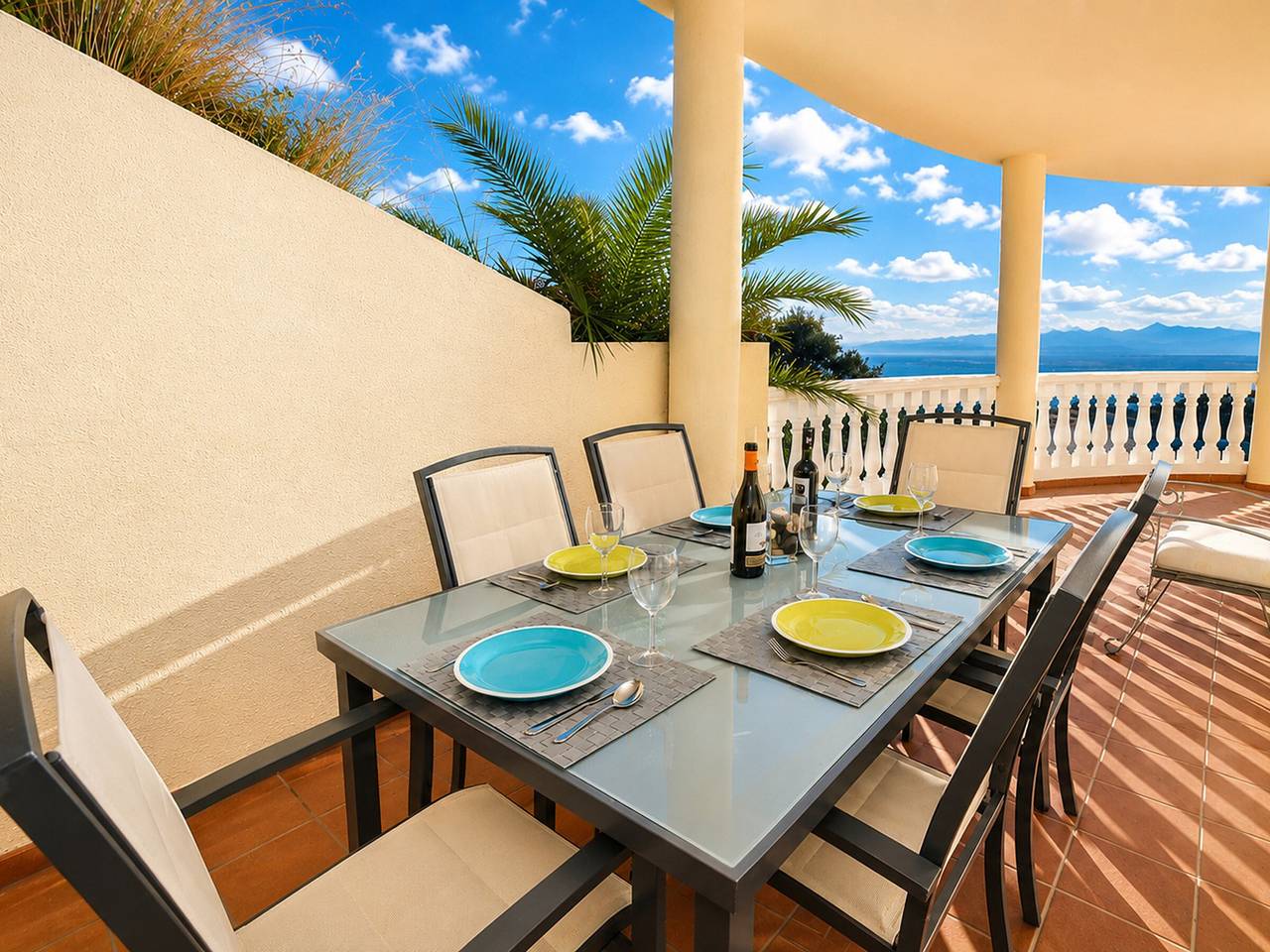 Ferienhaus mit privatem Pool, Wlan, Klimaanlage und Parkplatz in Palau-Saverdera in Palau-saverdera, Oberampurien