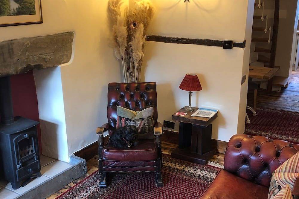 Romantic quirky cottage in Hay On Wye in Hay-on-Wye, Brecon Beacons