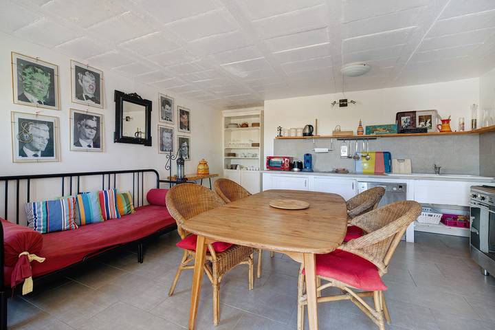 Holiday Home 'Maison Cazac Marrakech' with Mountain View and Wi-Fi in Cazac, Haute-Garonne
