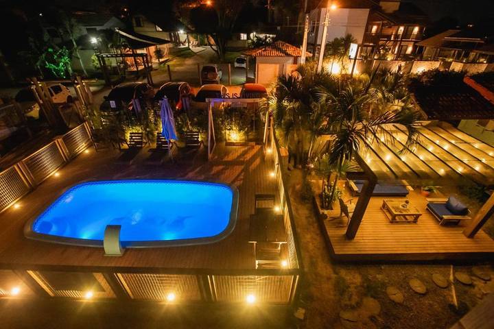 Pousadas para 2 pessoas, com vista e jardim e ainda piscina, com animais de estimação na Praia do Rosa