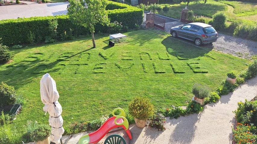 Location de vacances pour 2 personnes, avec jardin et vue, adapté aux familles dans Motteville - 3
