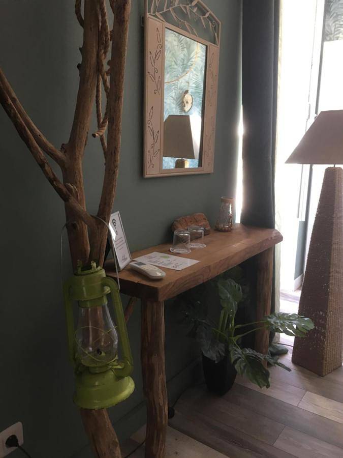 Gîte pour 2 personnes, avec terrasse et jardin à Saint-Saturnin-du-Bois - 3