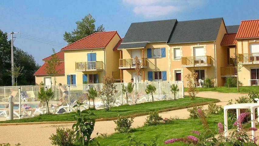 Maison de vacances pour 8 personnes, avec piscine, animaux acceptés dans Grotte de Lascaux