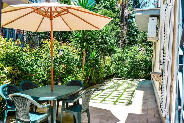 Apartamento de vacaciones para 6 personas, con terraza y jardín, Se admiten mascotas - 1