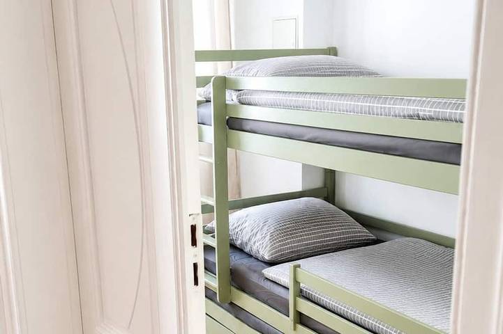 Ganze Wohnung, Großzügige 120m² Wohnung im Stadtzentrum von Gera in Gera, Ostthüringen