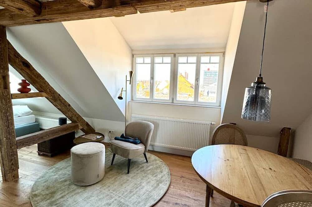 Entire apartment, Studio apartment Dg - 1-2 persons in Fürth, Franconia