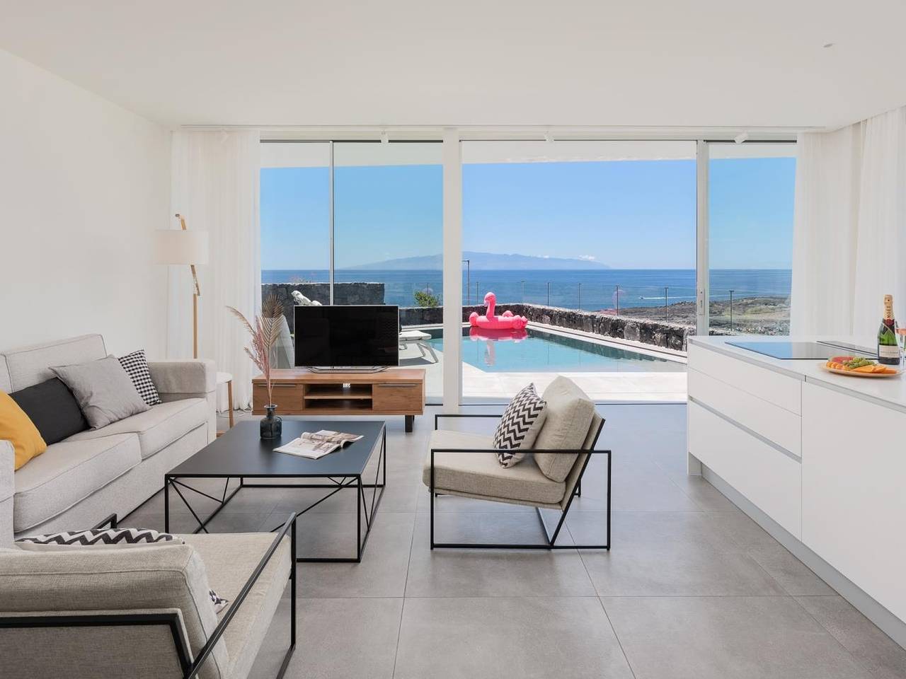 Karat Villa Ibardin Rokabella in Sueno Azul, Adeje