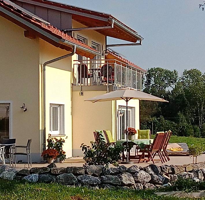 Ferienwohnung für 5 Personen, mit Balkon und Garten in Kißlegg
