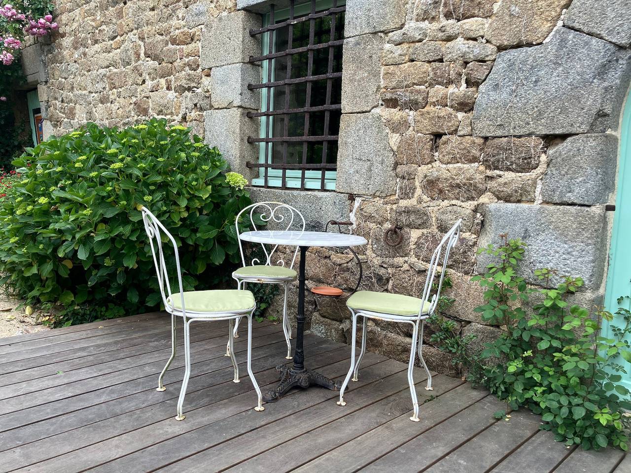 Casa Vacacional 'Gîte Du Gravier' con Terraza Privada, Wi-Fi y Aire Acondicionado in La Baussaine, Región de Saint-Malo
