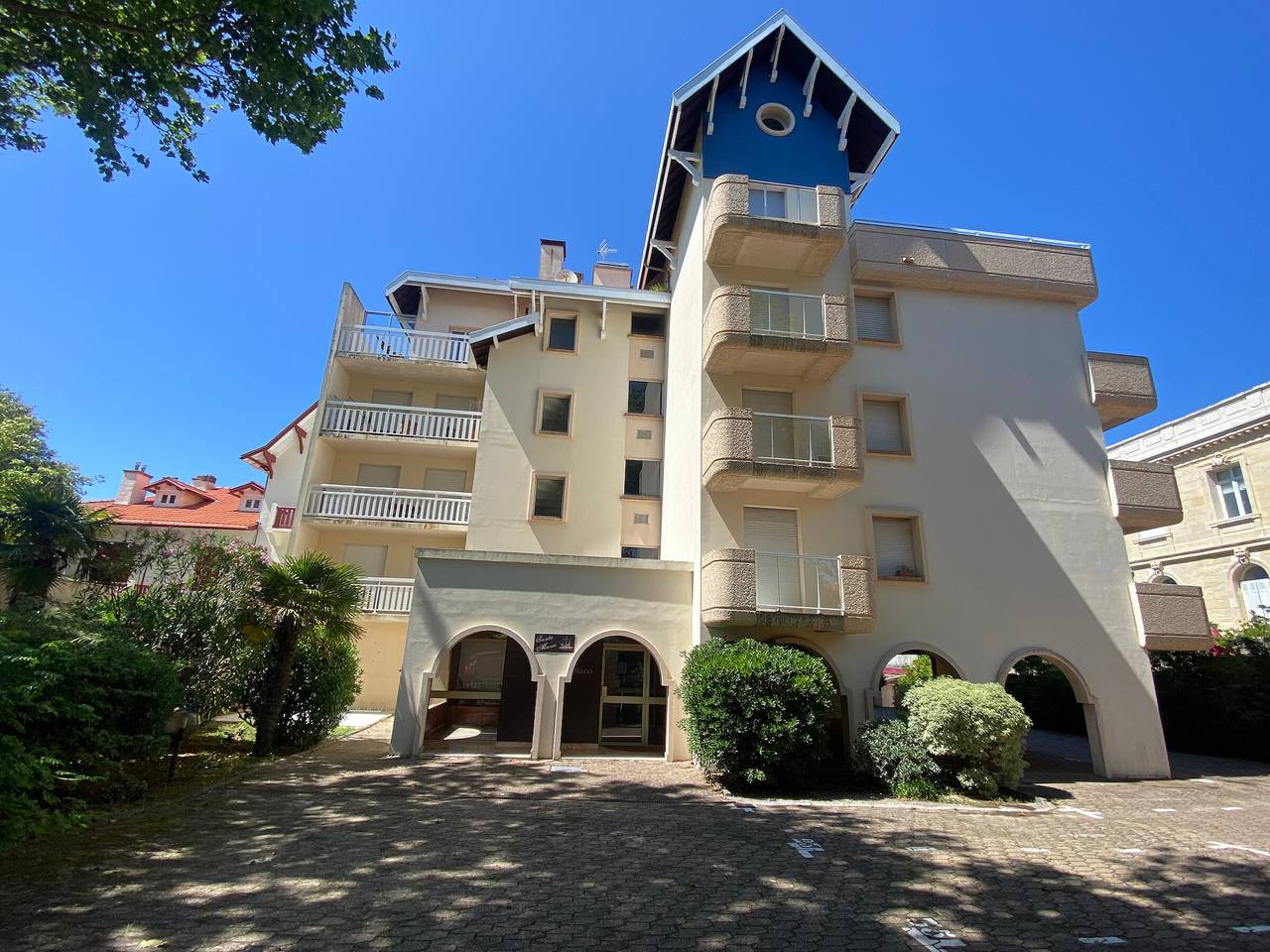 Studio entier, Studio à Arcachon avec vue mer, accès direct plage et parking sécurisé in Arcachon, Région d'Arcachon