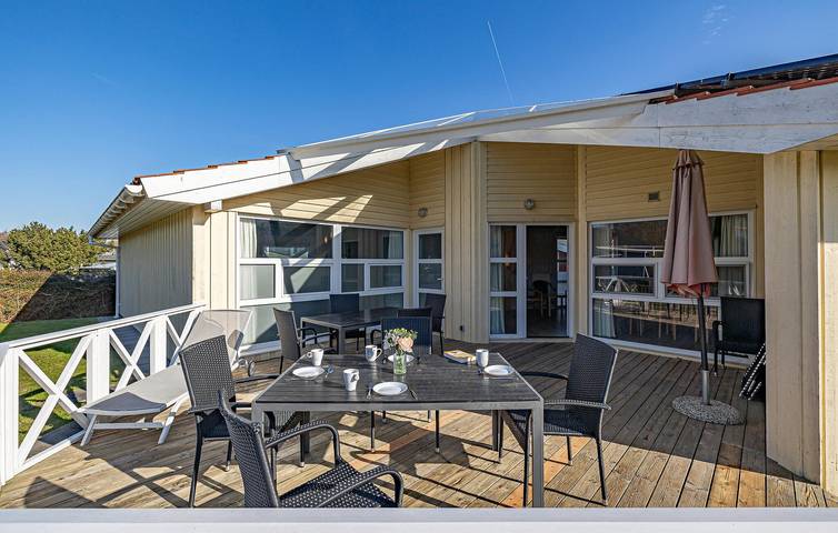 Rückzugsort am Strand: 174 Quadratmeter, Parkplatz, Terrasse & WIFI in Schönhagen, Brodersby