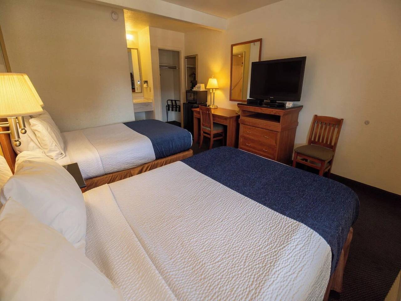 2 Double Beds Non-Smoking in Pendleton, Umatilla County