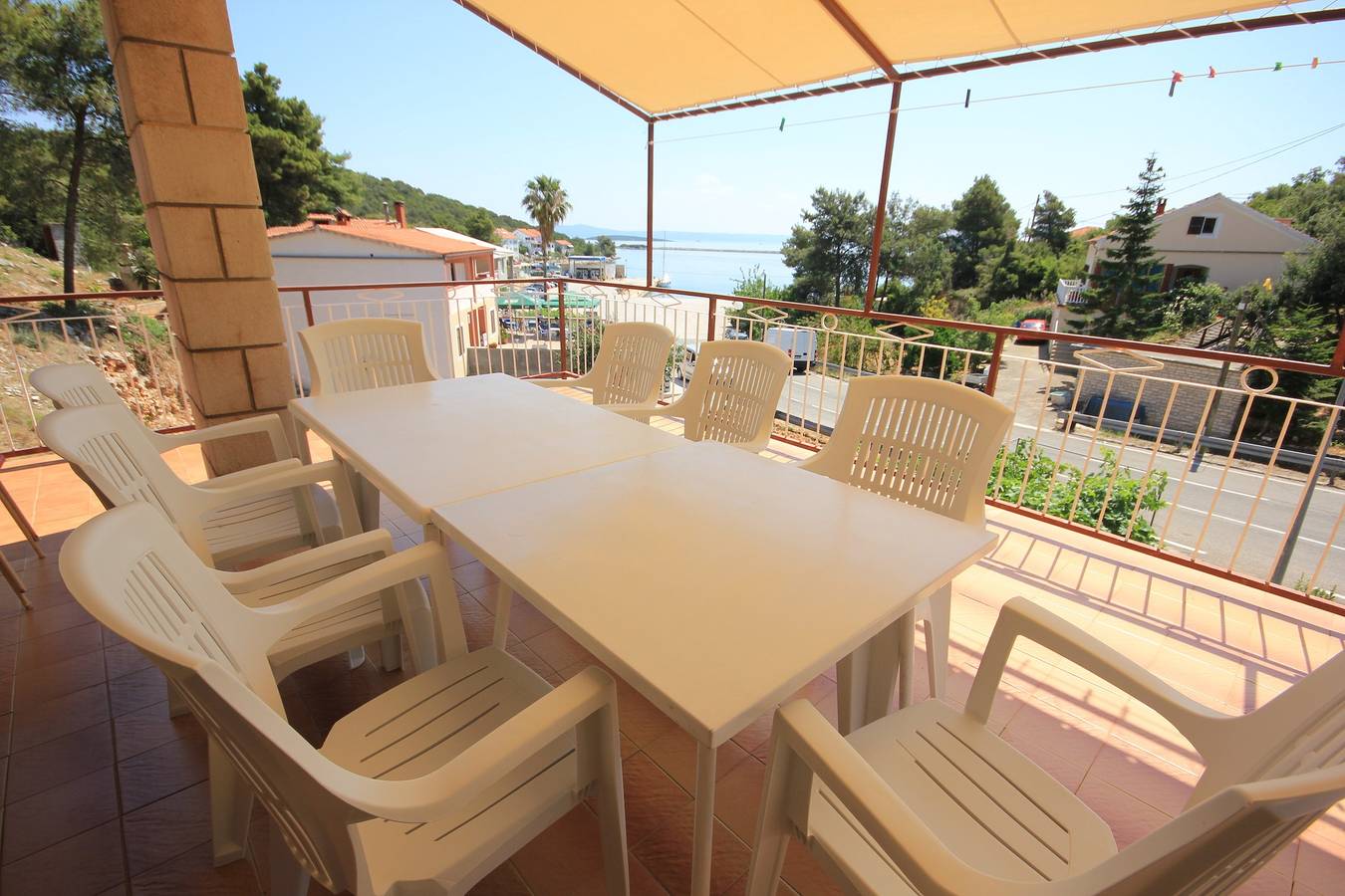Ganze Wohnung, 4-Zimmer-Ferienwohnung mit Terrasse und Meerblick Zaglav (Dugi otok) -a in Sali, Dugi Otok