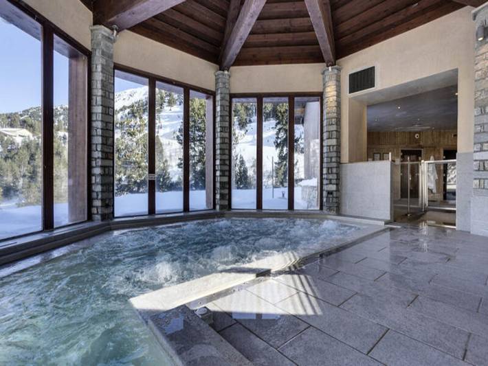 Gîte pour 10 personnes, avec balcon et piscine dans Arc 1950 - 2