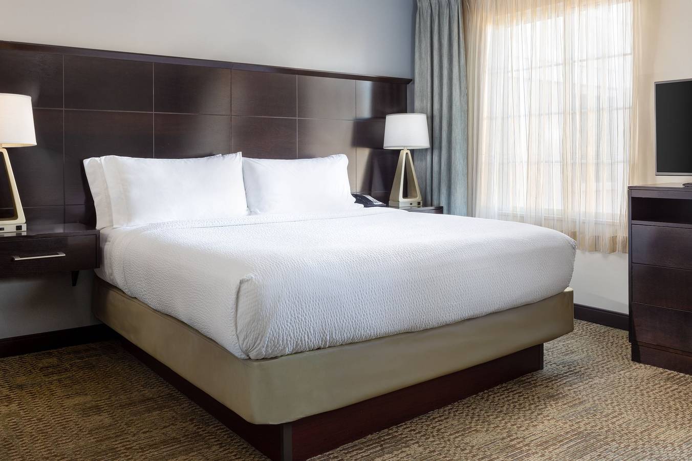Staybridge Suites Sacramento - Folsom in Folsom, Sacramento County