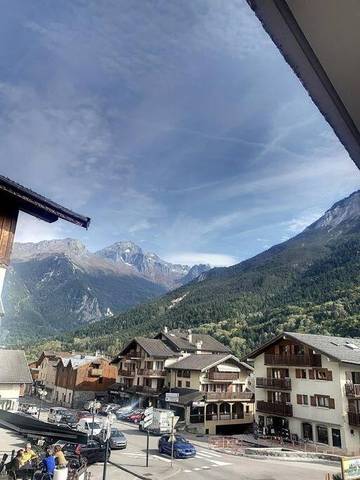Gîte pour 4 personnes, avec vue et balcon à Bozel
