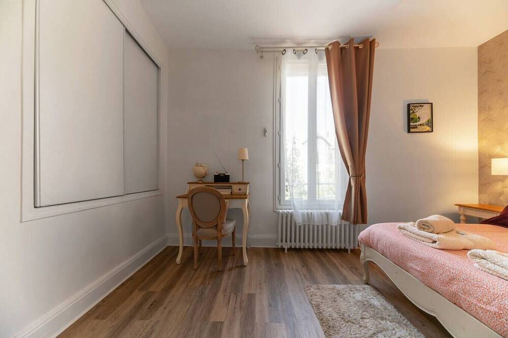Maison Petillat - Maison calme en plein centre 2 chambres 80m2, Wifi in Vichy, Région de Vichy