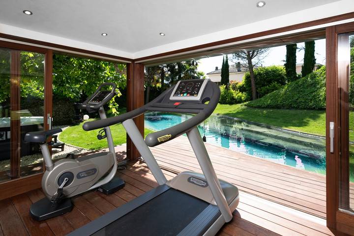 Gîte pour 8 personnes, avec jardin et piscine à Montreux - 3