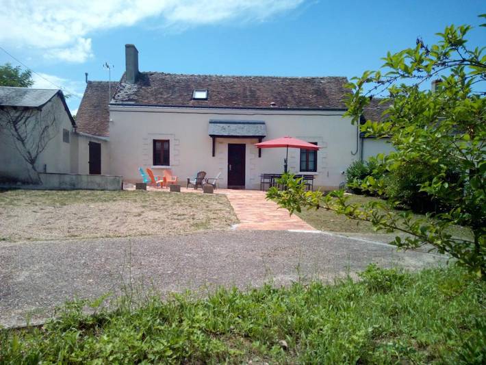 Location de vacances pour 8 personnes, avec vue et jardin à Artannes-sur-Indre - 2