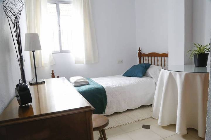 Apartamento entero, Casa Las Nieves Ii. Piso Tranquilo, Céntrico y Luminoso con Terraza in Arcos de la Frontera, Pueblos Blancos