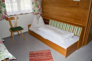 Zimmer für 3 Personen in Sankt Ulrich am Pillersee, Tiroler Unterland, Bild 4