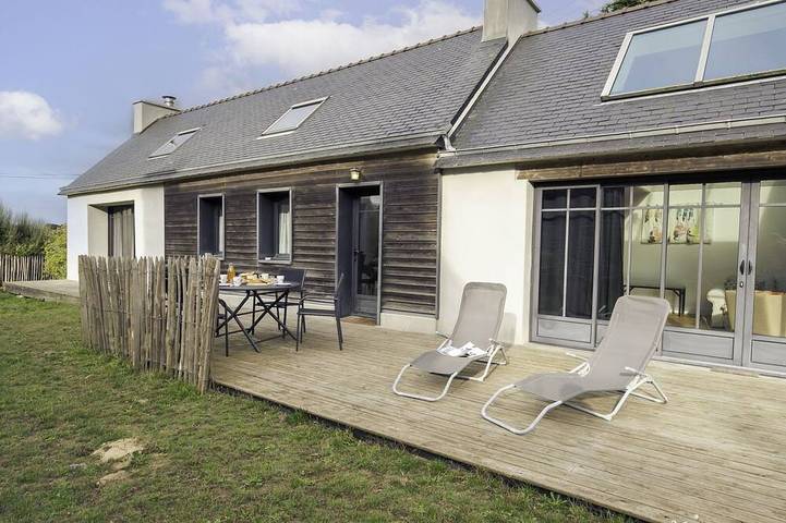 Gîte pour 5 personnes, avec sauna et jardin dans Phare de Pontusval