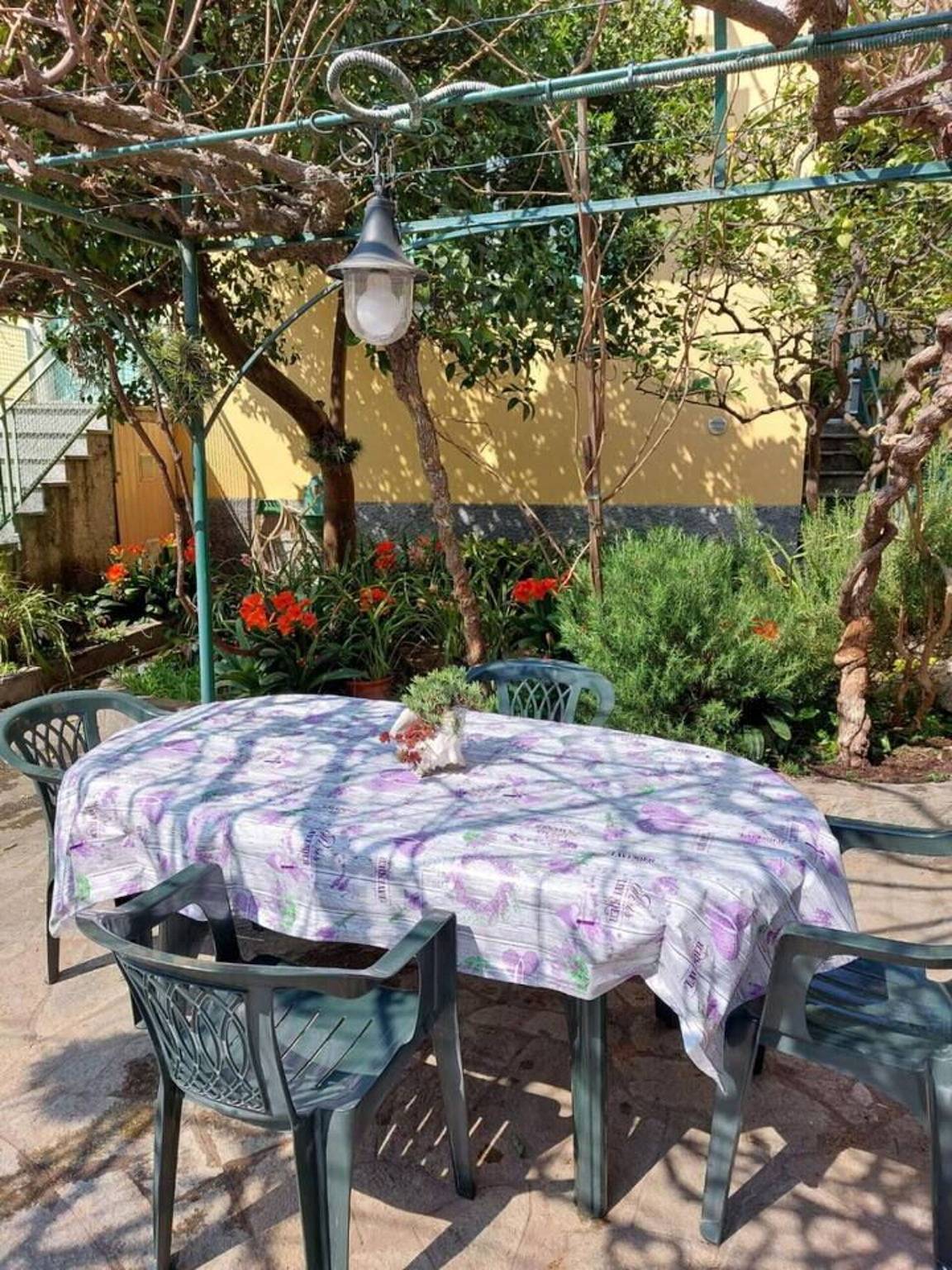 Appartamento intero, Casa Annalù With Garden, Wifi, Bogliasco in Bogliasco, Riviera Ligure