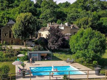 Cottage pour 2 personnes, avec jardin ainsi que piscine et vue à Quins