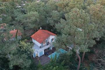 Villa pour 8 personnes, avec piscine et vue ainsi que terrasse et jardin dans Ronce-les-Bains