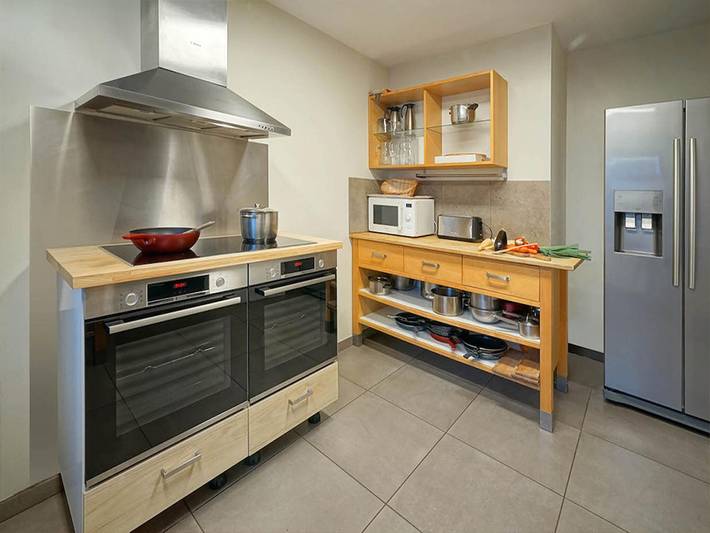 Location de vacances pour 24 personnes, avec sauna ainsi que piscine et jardin à Jalhay - 4